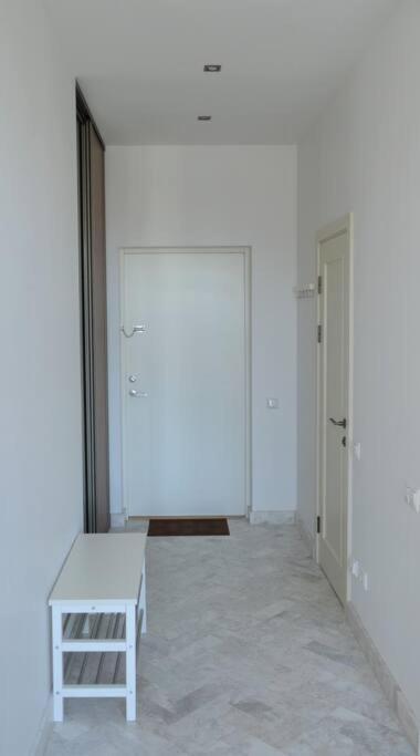 Luxury Apartment With A Balcony And View In Riga Old Town Bagian luar foto