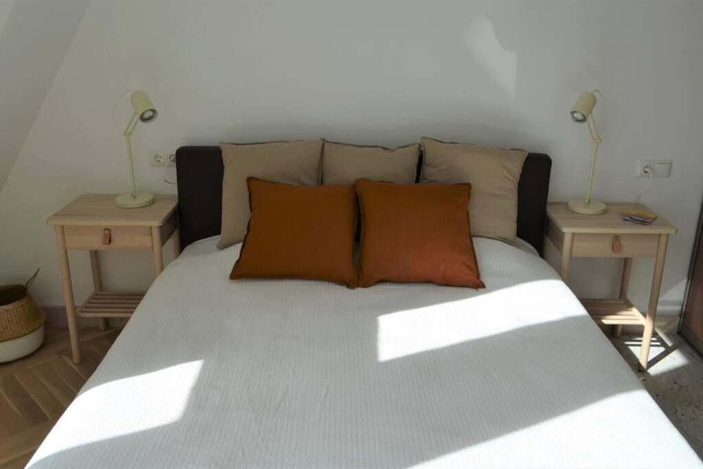 Luxury Apartment With A Balcony And View In Riga Old Town Bagian luar foto